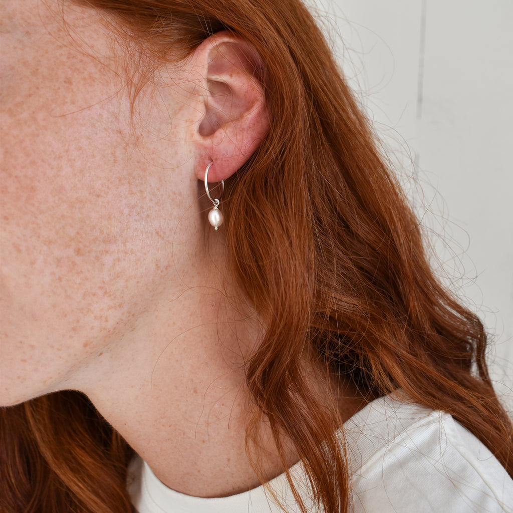 Boucles d'oreilles avec perles d'eau douce en argent sterling