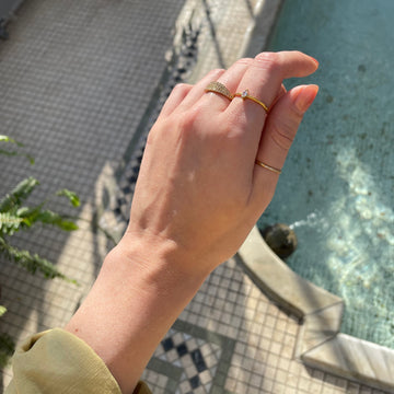 Ensemble de bague or en acier inoxydable et zircons